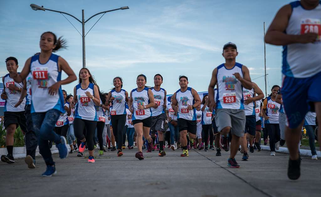 a group of people running