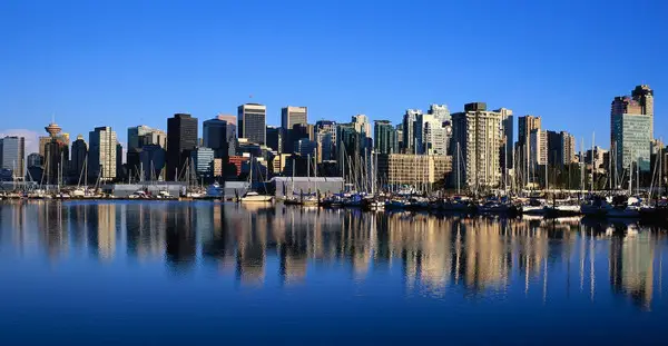 Living in Vancouver: A Guide for Immigrants and Visitors