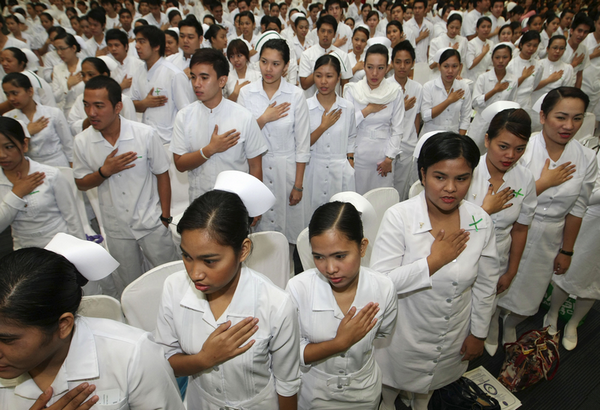 filipino_nurses