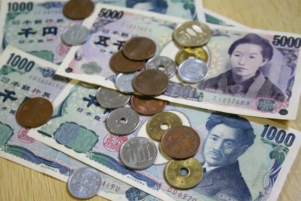 japanese-money