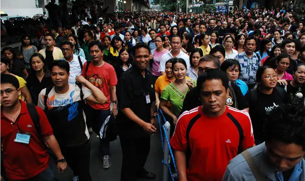 case study about overpopulation in philippines
