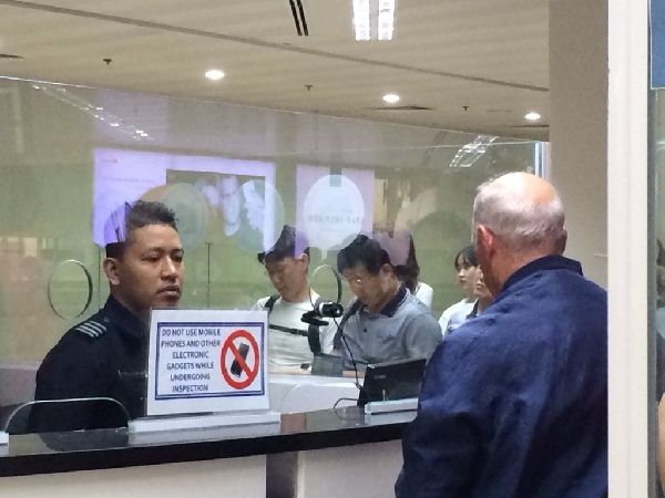 Inconsistent answers can lead to offloading at NAIA