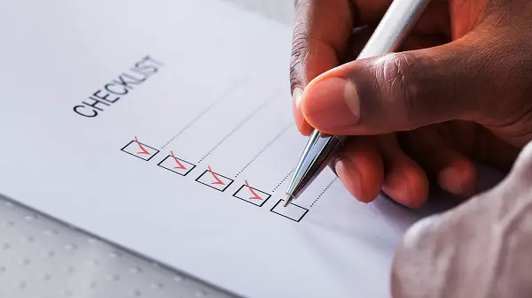 Checklist of Items to Bring to Saudi Arabia