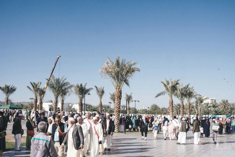 Top 10 Culture Shock Workers Experience in Saudi Arabia