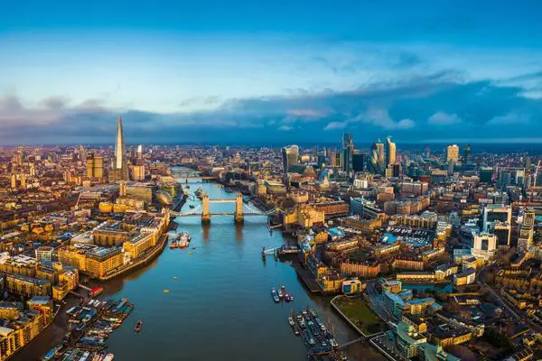Top UK Cities with Large Filipino Population